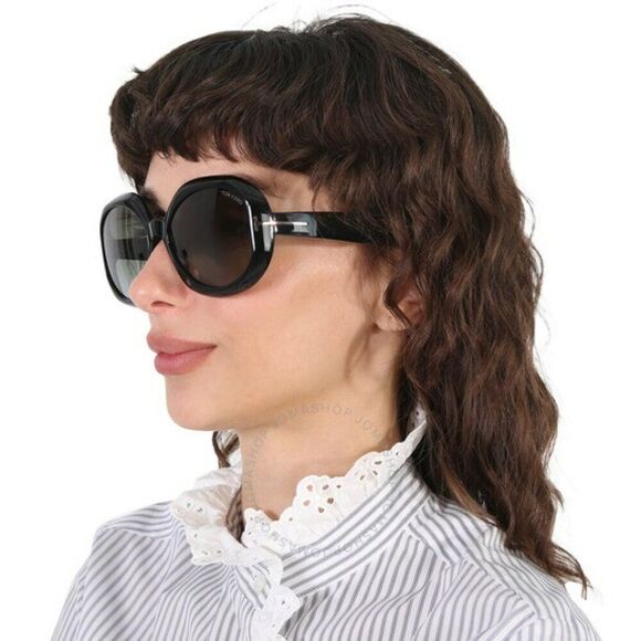 NEW Tom Ford FT1011/S 01B GEORGIA-02 Black Square Oversized Women Sunglasses - Picture 4 of 15